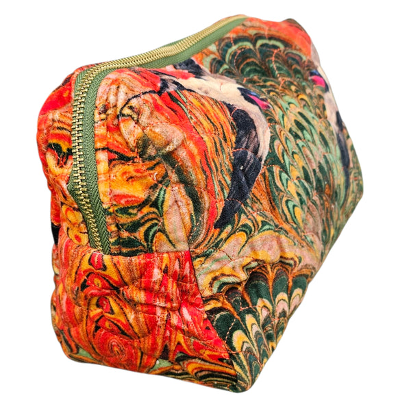 Powder Quilted Washbag - Marbled Swallow