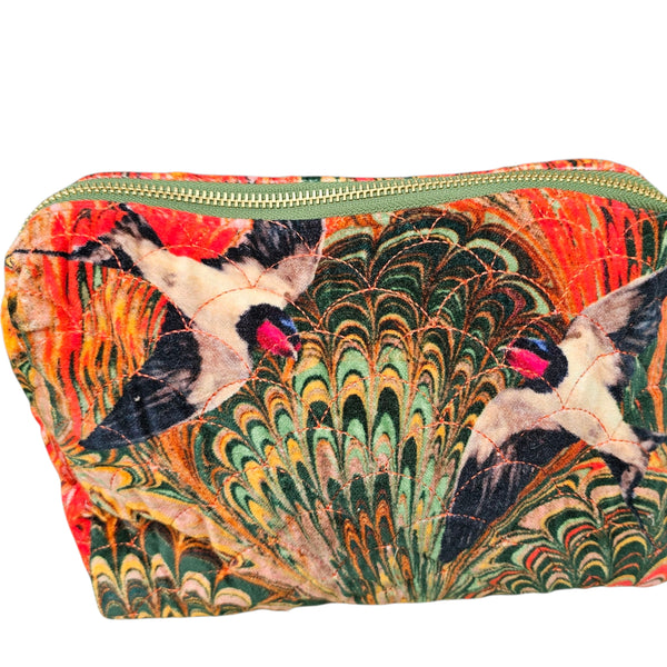 Powder Quilted Washbag - Marbled Swallow