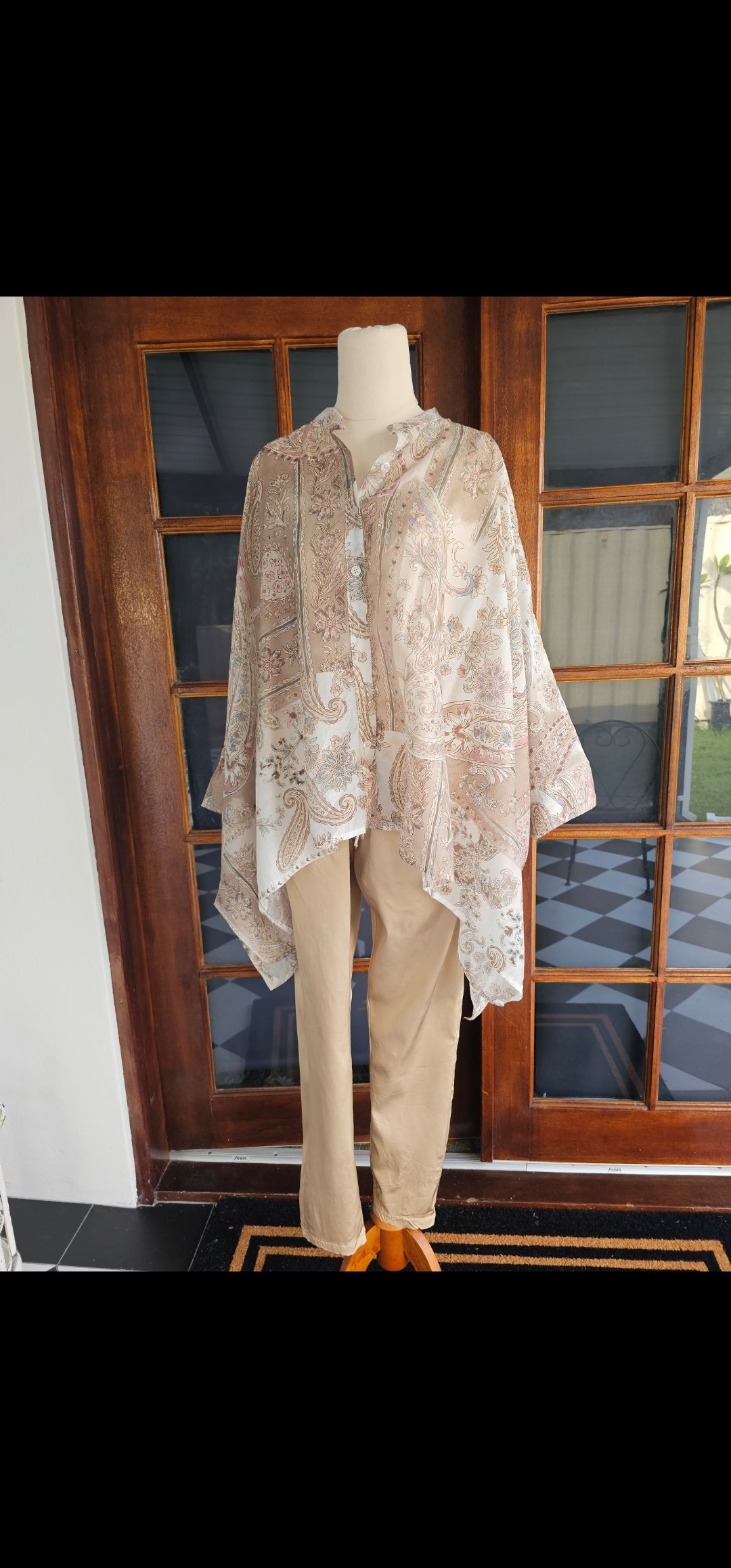 Printed Paysley top
