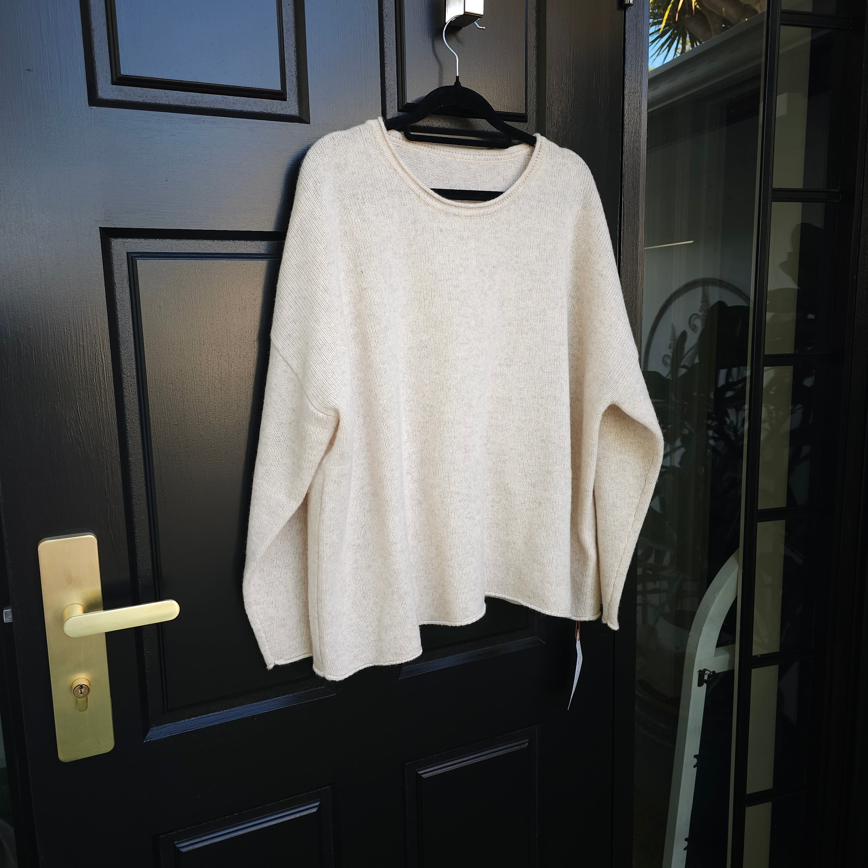 Wool jumper Montaigne 100 % New Zealand lambswool