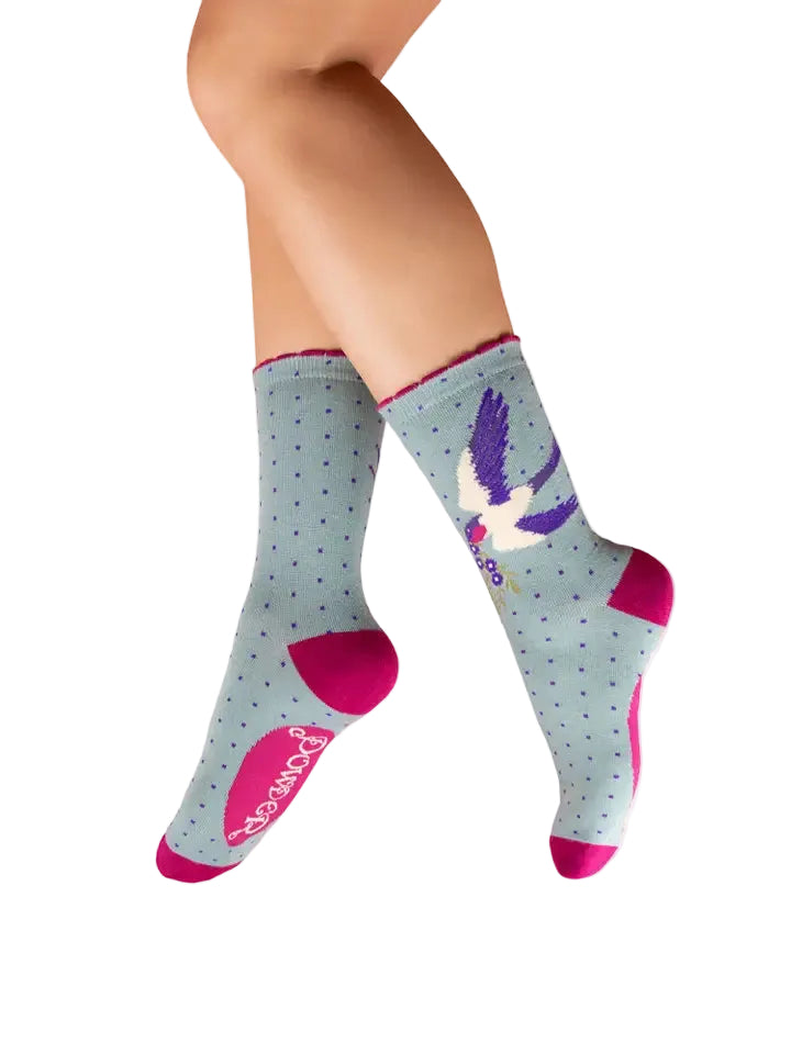 Swooping Swallow Bambo socks